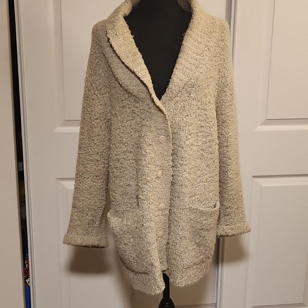 Button front v neck pocketed fluffy cardigan